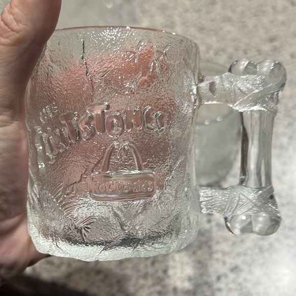Flintstones set 4 Mammoth Mugs Clear Embossed Glass 1993 McDonald's 4.5" Vintage - Picture 5 of 5